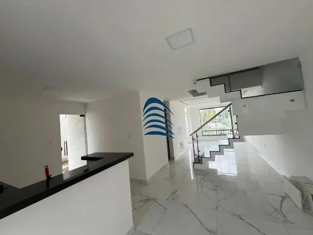 Imagem 11: Excelente Casa Duplex no Condomínio Villa Florença- Abrantes 4/4 com 2 Suítes