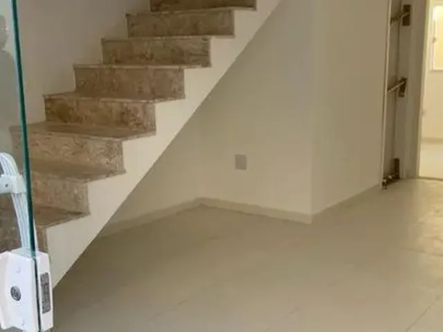 Imagem 2: Casa Moderna em Condomínio Fechado