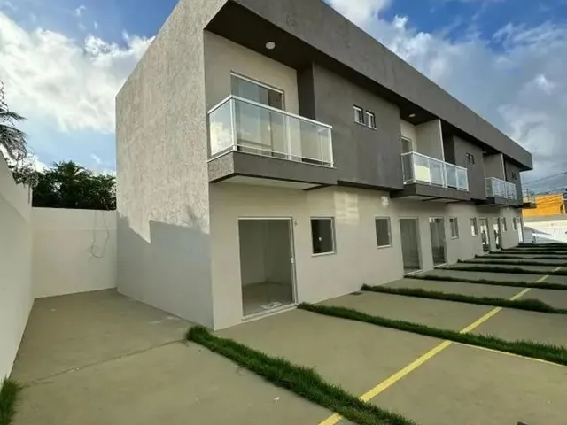 Imagem 2: Casa para Venda em Lauro de Freitas, Centro, 2 Dormitórios, 2 Suítes, 3 Banheiros, 1