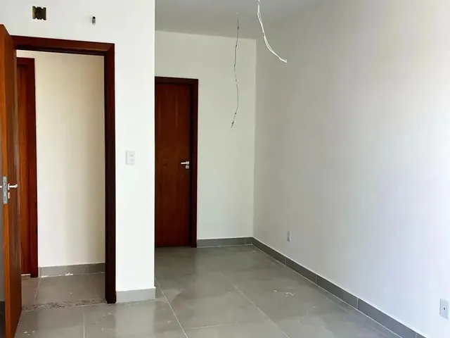 Imagem 4: Imóvel para Venda com 124 Metros Quadrados com 3 Quartos em Centro - Lauro de Freitas