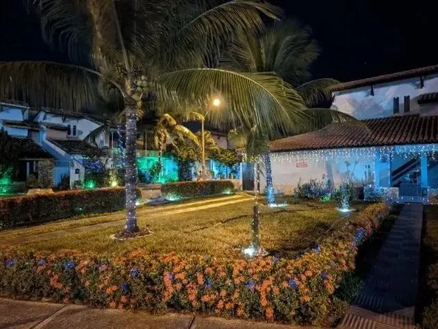 Imagem: Casa de Alto Padrão À Venda em Condomínio