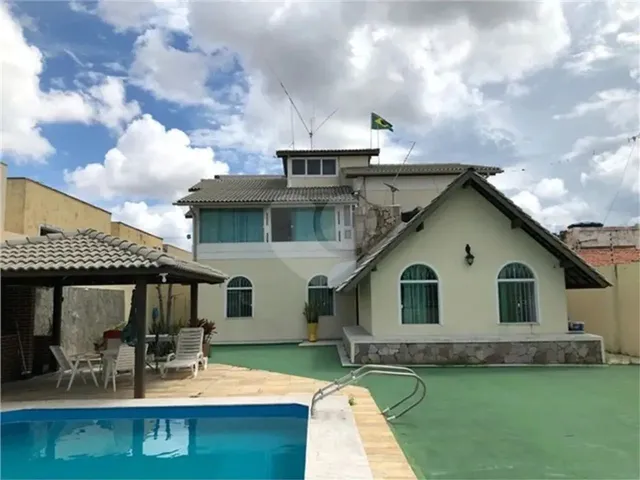 Imagem: Casa com 4 Quartos À Venda em Ipitanga