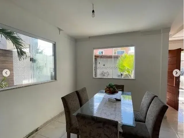 Imagem 5: Casa de Rua Pública 3/4 Sendo 2 Suítes em Abrantes