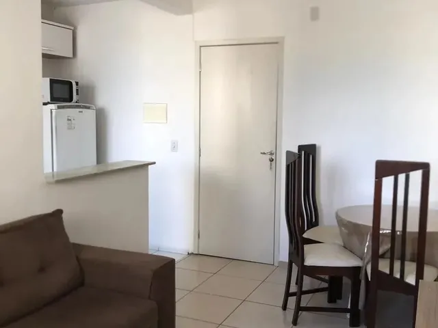 Imagem: Vendo Apartamento Térreo 2 Quartos, Porteira