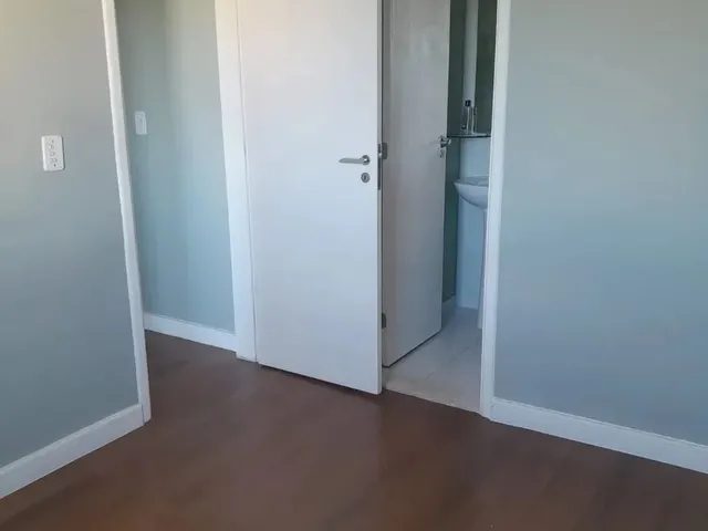 Imagem: Vendo Apartamento com 2 Quartos, Suíte