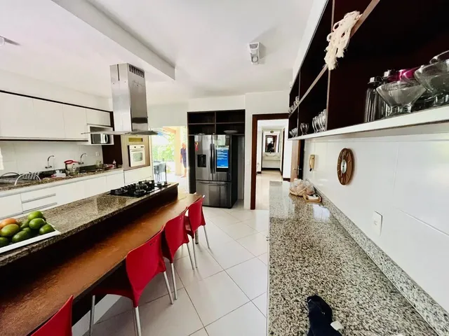 Imagem 15: Maravilhosa Casa Duplex com 5/4 para Venda, Mobiliada, Nascente Total em Condomínio