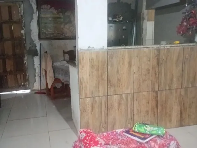 Imagem: Casa com Dois Quartos Sala Cozinha Banheiro