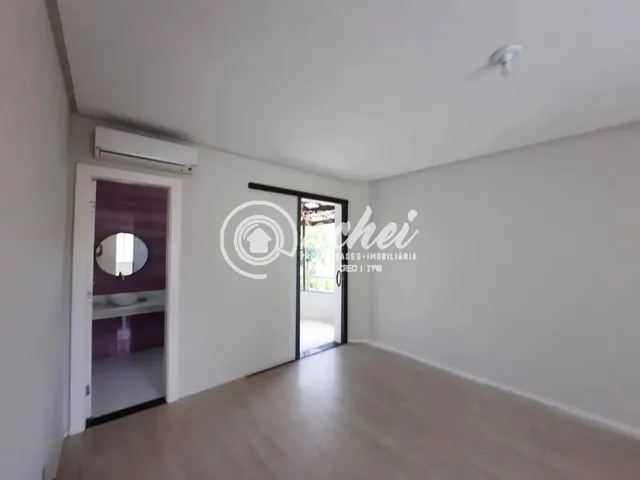 Imagem 2: Casa de Condomínio Reformada 4/4 Nascente