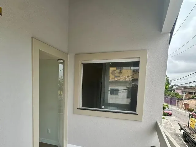 Imagem: Linda Casa, Ipitanga, 4/4, Perto da Praia