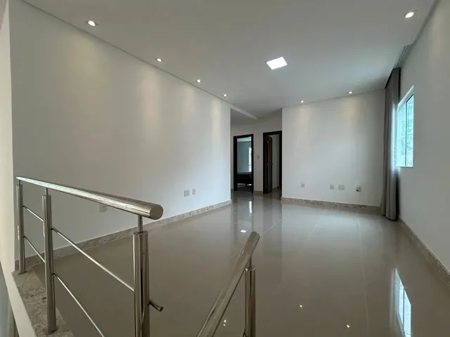 Imagem 3: Venda: Sofisticada Casa com 4 Suítes no Alphaville Litoral Norte 1