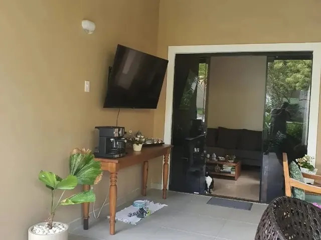 Imagem: Vendo Linda Casa Térrea em Condomínio