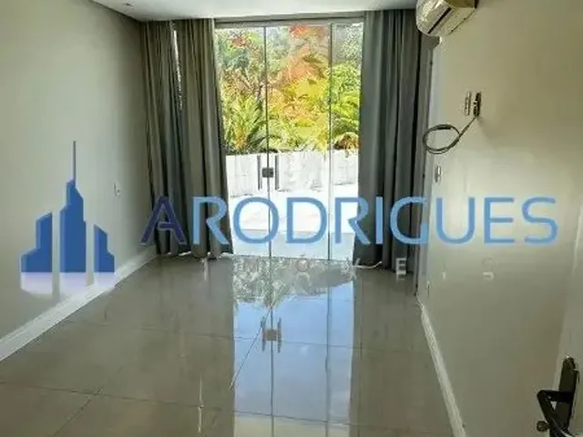 Imagem 12: Villas do Atlântico: Casa Duplex de Alto Padrão com 5 Quartos, 3 Suítes e 1.160M²!