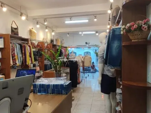 Imagem 14: Oportunidade!!! Passo Ponto! Loja de Roupas Montada no Centro de Mateus Leme, 120M²