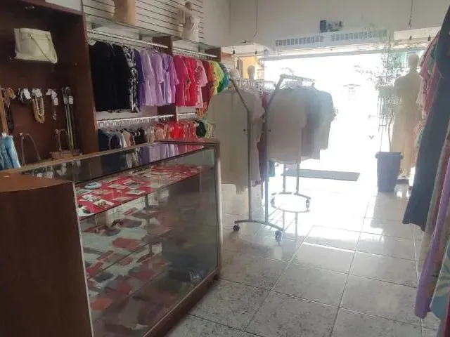 Imagem 3: Oportunidade!!! Passo Ponto! Loja de Roupas Montada no Centro de Mateus Leme, 120M²