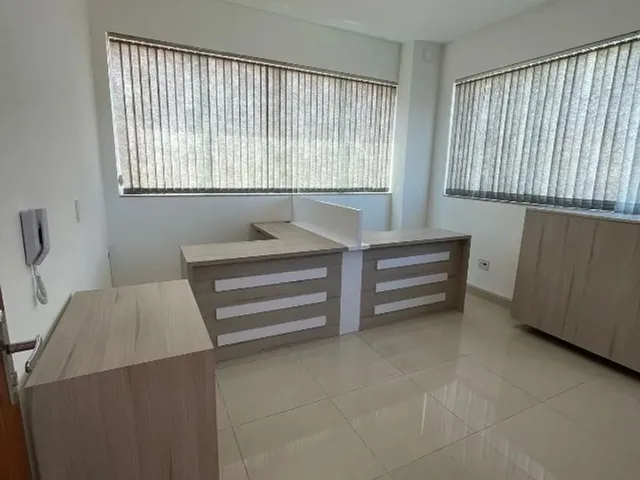 Imagem: Alugo Excelente Sala Comercial Mobiliada