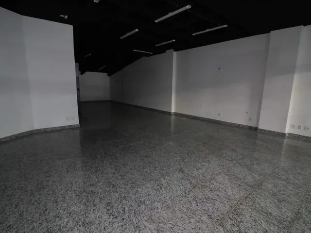 Imagem 2: 29131) À Venda - Loja com , 4 Vagas, no Savassi