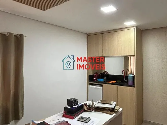 Imagem 5: 360M² | Piso 340M²