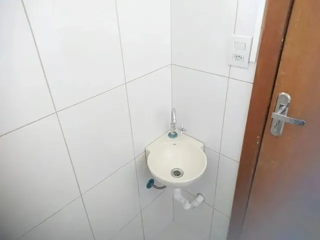 Imagem 2: Sala Comercial com 22 Metros Quadrados no Eldorado