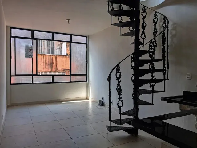 Imagem 1: Cobertura Triplex no Centro para Locação