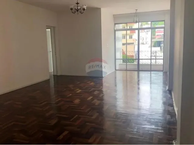 Imagem 14: Espaçoso Apartamento de Três Quartos, Sendo Um Suite, Próximo Ao Colégio Jesuitas, A