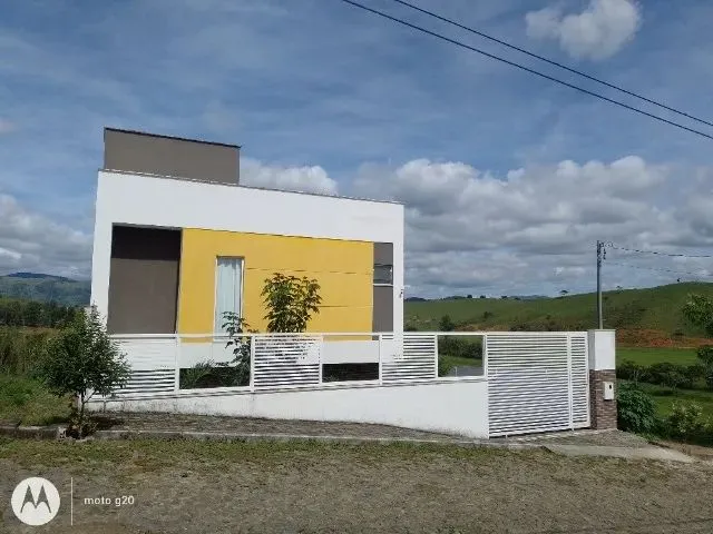 Imagem 1: Casa com Piscina em Goianá