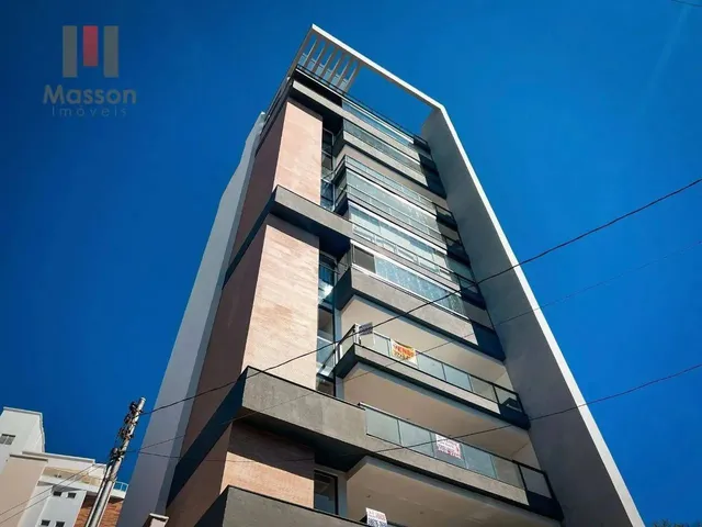 Imagem: Apartamento com 3 Quartos À Venda, 141