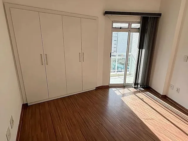 Imagem 10: Ref.: 2355 - Excelente 2 Quartos e 1 Suíte no Centro com 2 Vagas de Garagem