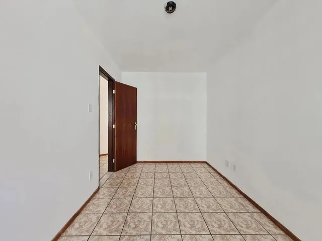 Imagem 12: Apartamento com 2 Quartos para Alugar, 70 M² por R$ 1.250,00/Mês - Granbery - Juiz De