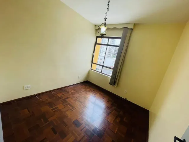 Imagem 4: Apartamento de 3 Quartos no Centro