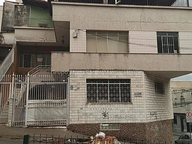 Imagem: Amplo Apartamento com 2 Quartos Comercial