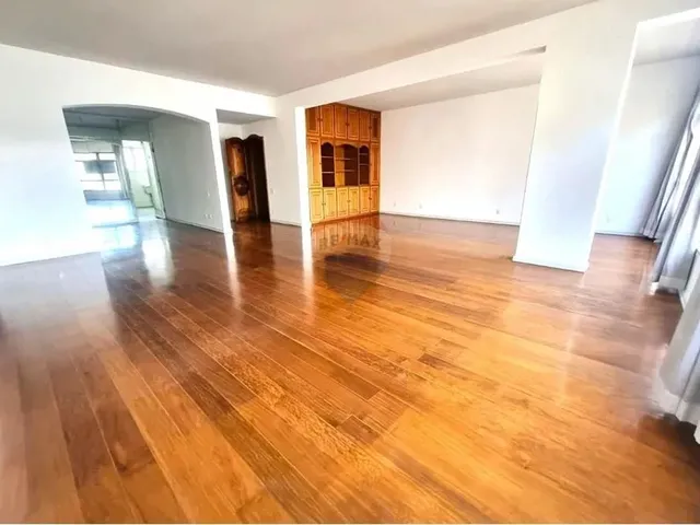 Imagem 2: Excelente Apto 4 Quartos no Centro com 224M²