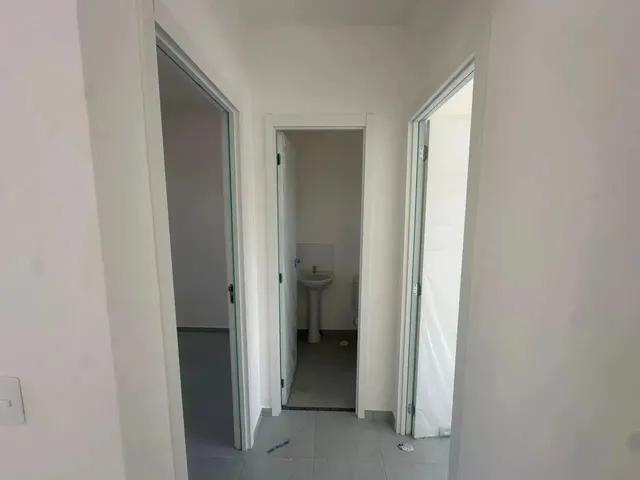 Imagem 2: Repasso Casa no Moradas da Serra; Condominio Fechado no Jereissate 3! Cód. Q7An3E