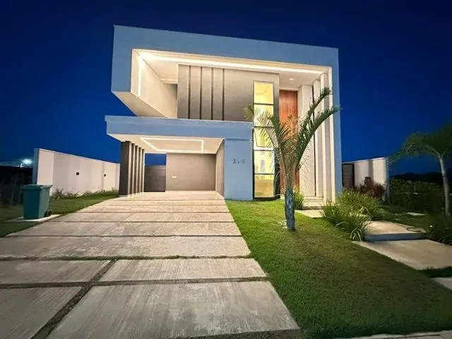 Imagem: Casa de Luxo Porteira Fechada na Cidade