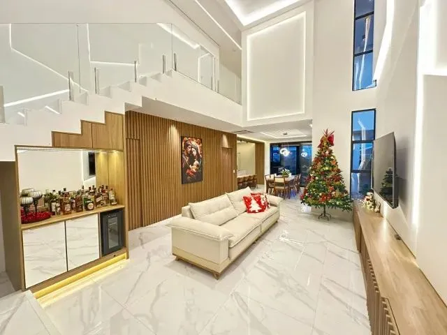 Imagem 2: Casa de Luxo Porteira Fechada na Cidade Alpha Ceará