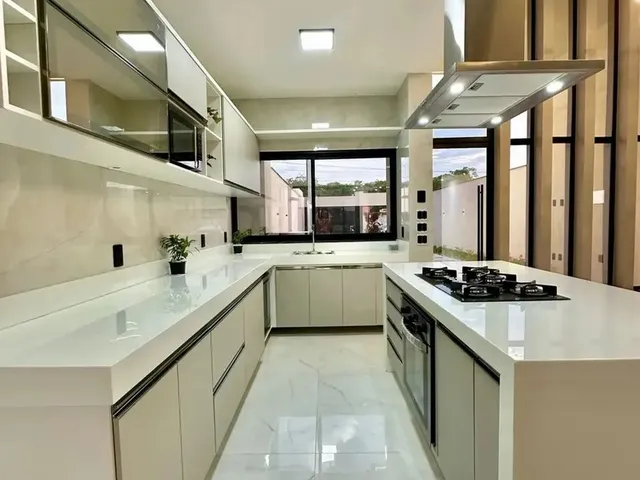 Imagem 3: Casas Solta no Eusébio de 4 Suítes Há 4 Minutos do Supermercado Guará no Malbec Prime
