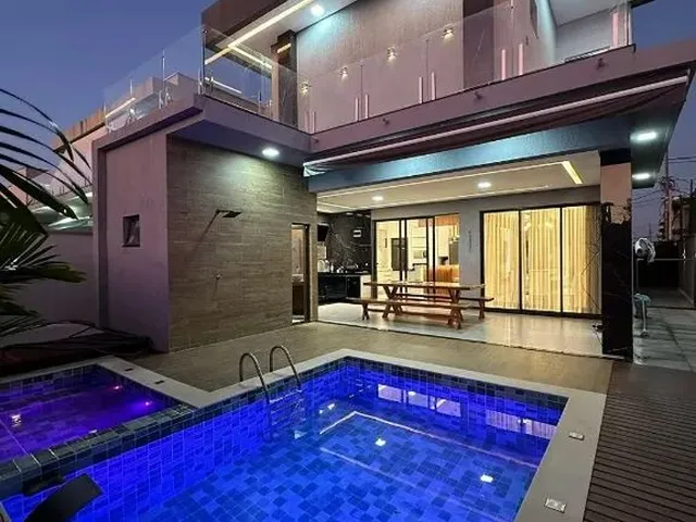 Imagem 4: Casa Mobiliada com 4 Suites, Energia Solar e Piscina na Cidade Alpha