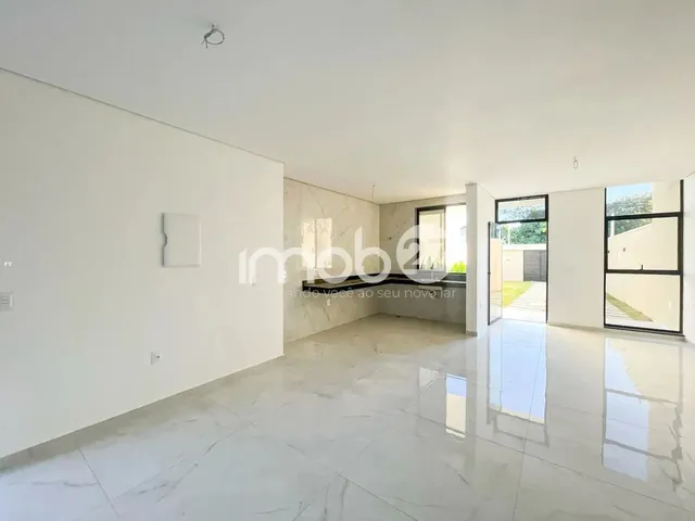 Imagem 5: Casa para Venda em Eusébio, Coité, 4 Dormitórios, 4 Suítes, 5 Banheiros, 4 Vagas