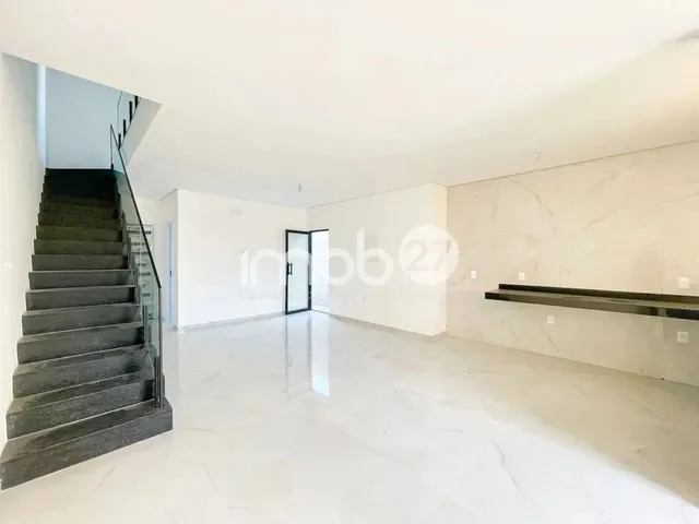 Imagem 12: Casa para Venda em Eusébio, Coité, 4 Dormitórios, 4 Suítes, 5 Banheiros, 4 Vagas