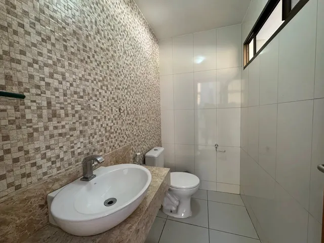 Imagem 2: Casa no Jardins Ibiza com 03 Suítes