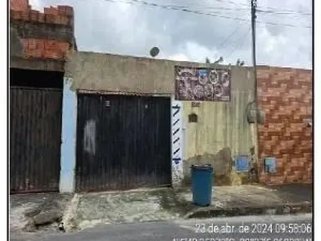 Imagem: A casa possui 2 Dormitórios, 1 Banheiro, 1 Vaga na