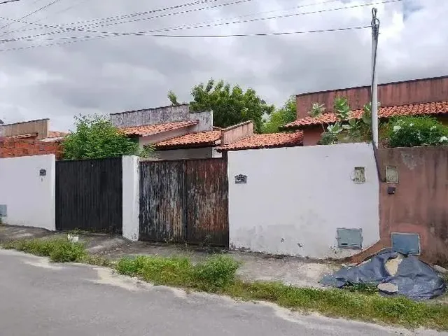 Imagem: A casa possui 2 Dormitórios, 1 Banheiro, 132m² de Área,