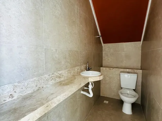 Imagem 13: Casa em Condomínio Fechado de 03 Suítes Sendo Um Master com Amplo Closet com Acesso Ao