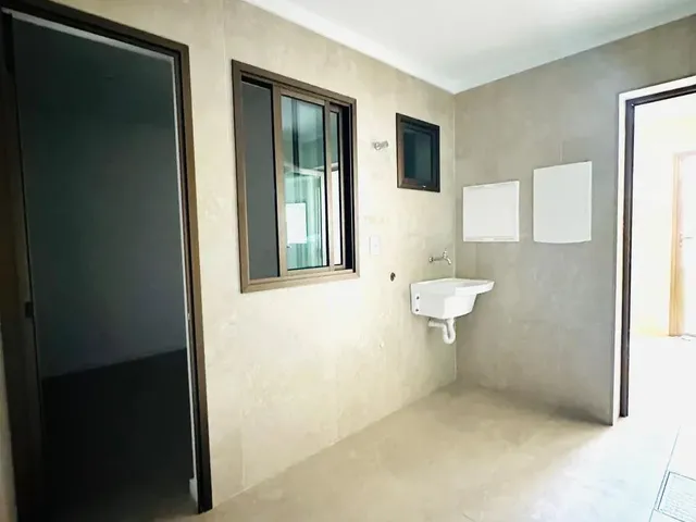 Imagem 5: Casa em Condomínio Fechado de 03 Suítes Sendo Um Master com Amplo Closet com Acesso Ao