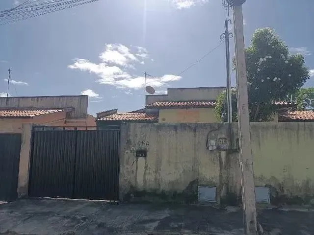 Imagem: A casa possui 2 Dormitórios, 1 Banheiro, 264m² de Área,