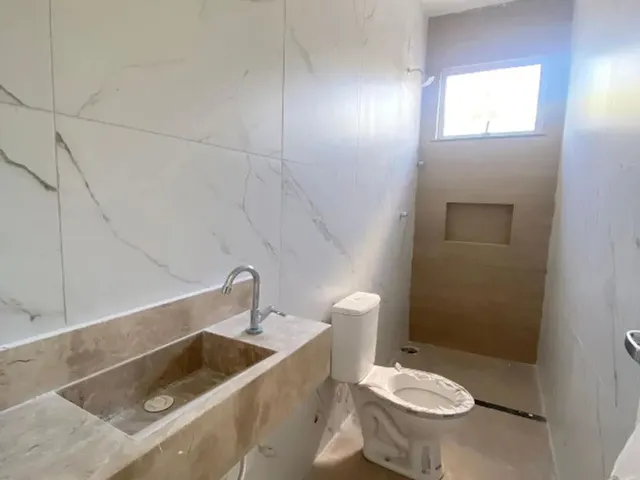 Imagem 9: Casa com Três Quartos Sendo Um Suíte- Urucunema - 95M²