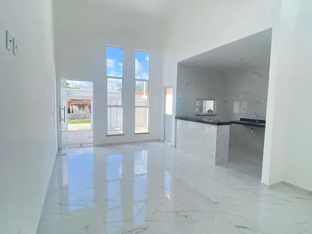 Imagem 6: Casa com Três Quartos Sendo Um Suíte- Urucunema - 95M²