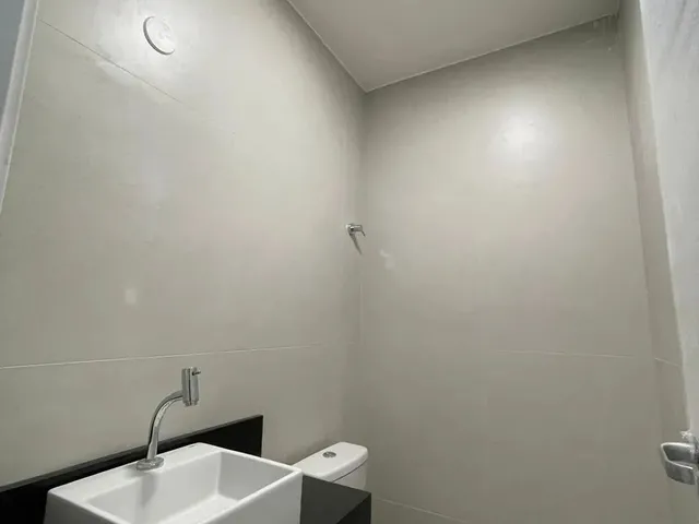 Imagem 11: Casa em Rua Privativa de 03 Suítes Á 4Min do Shopping Eusébio com Acabamento De