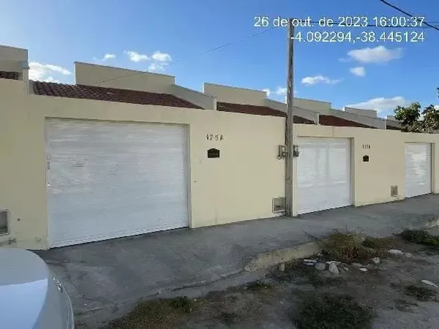 Imagem: A casa possui 2 Dormitórios, 1 Banheiro, 1 Vaga na