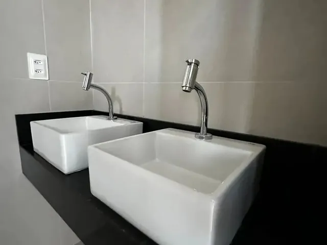 Imagem 8: Casa Duplex com 3 Suítes e Fino Acabamento no Eusebio, 100M da Ce 010! Cód. 17Ko5Dg