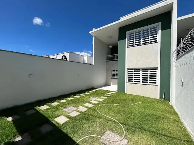 Imagem: Casa Solta À Venda 3 Quartos (2 Suítes)